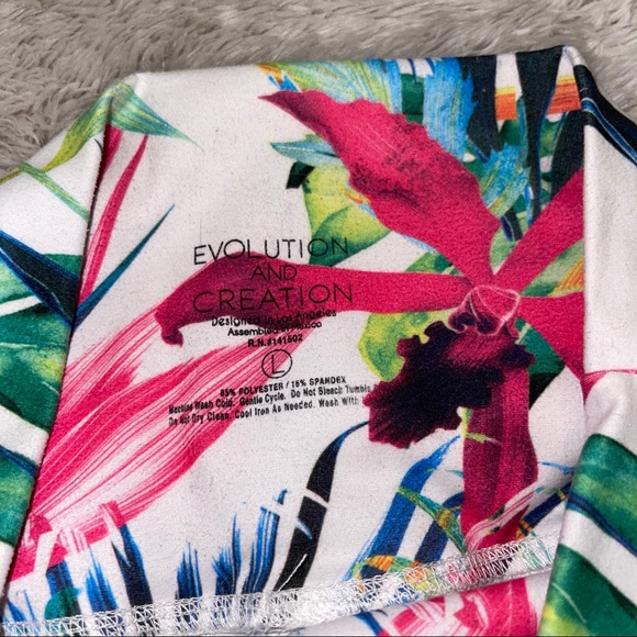 Evolution and creation leggings - Picture 6 of 7